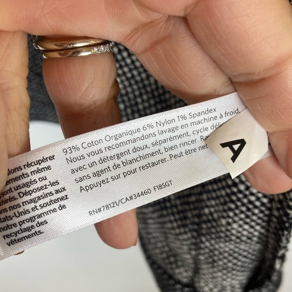 Eileen Fisher Organic Cotton Tweed Knit Vest Cardigan Size M Black Pockets - Picture 10 of 11